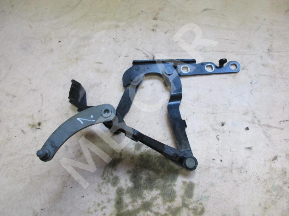 Петля капота MERCEDES-BENZ CL-класс AMG C216 рестайлинг (2010 - 2014) фото 1 — Разборка Мерседес