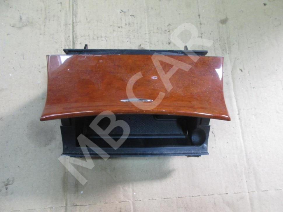 Пепельница MERCEDES-BENZ E-класс W211/S211 рестайлинг (2006 - 2009) фото 1 &mdash; Разборка Мерседес