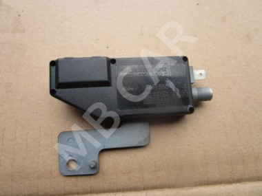 Усилитель антенны MERCEDES-BENZ M-класс W163 рестайлинг (2001 - 2005) — Разборка Мерседес