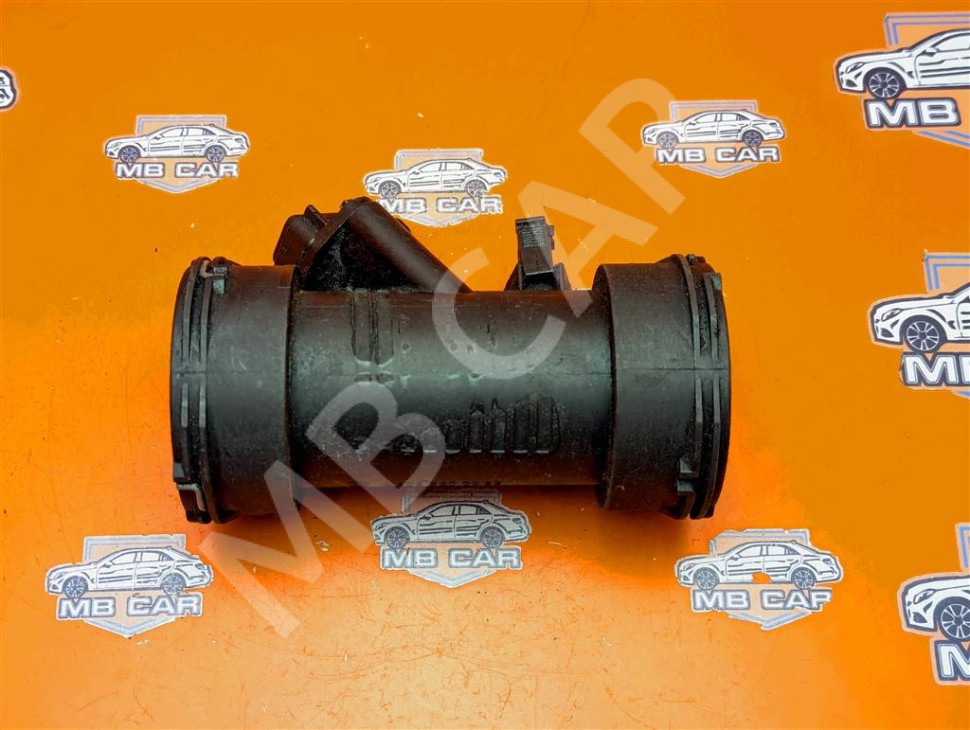 Патрубок интеркулера MERCEDES-BENZ C-класс W203/S203/CL203 (2000 - 2004) фото 1 &mdash; Разборка Мерседес