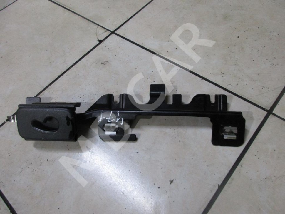 Кронштейн MERCEDES-BENZ GLC-класс X253 (2015 - 2019) фото 1 — Разборка Мерседес