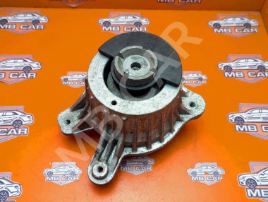 Опора двигателя MERCEDES-BENZ E-класс W213/S213/C238/A238 (2016 - 2021) — Разборка Мерседес