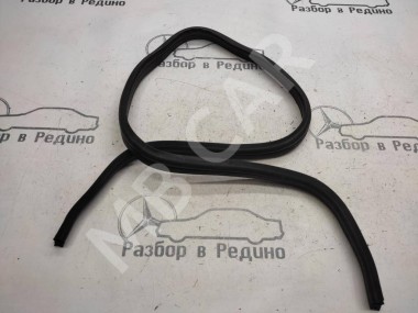 Уплотнитель моторного отсека MERCEDES-BENZ CLS-класс C219 (2004 - 2008) — Разборка Мерседес