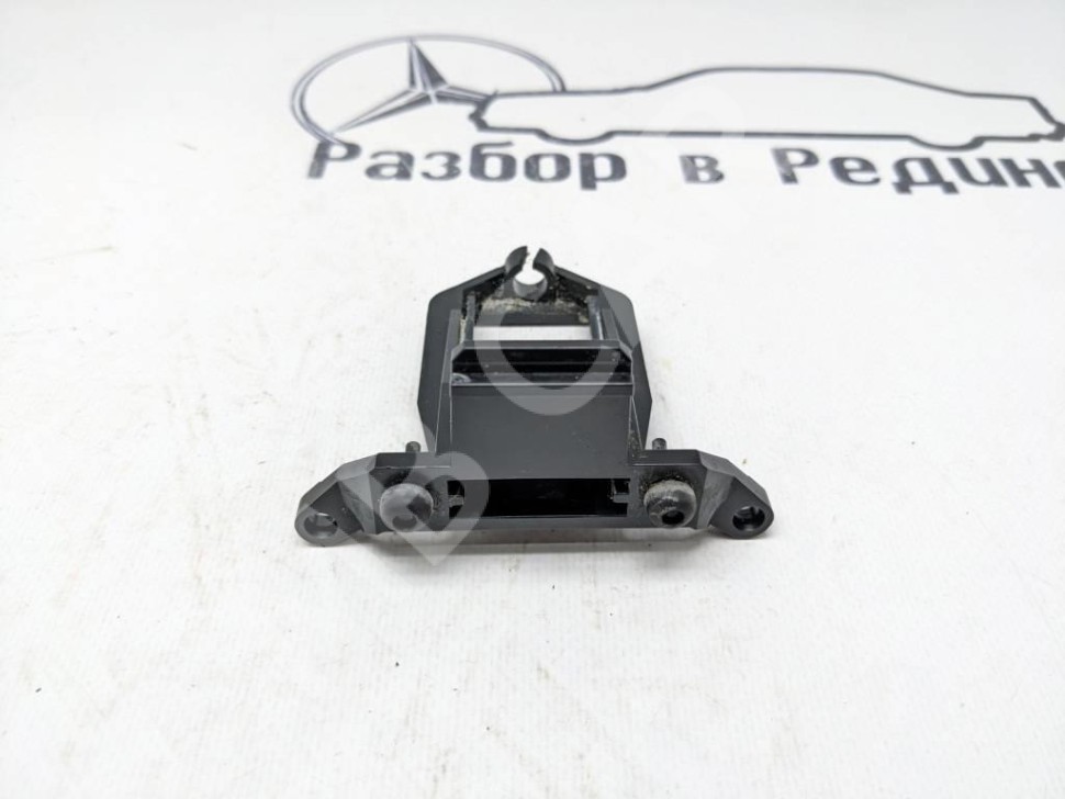 Направляющая MERCEDES-BENZ M-класс W163 (1997 - 2001) фото 1 — Разборка Мерседес