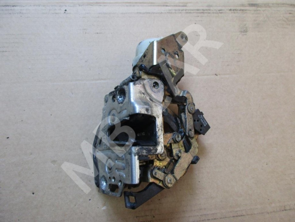 Замок двери задней правой MERCEDES-BENZ S-класс W140 (1991 - 1998) фото 1 — Разборка Мерседес