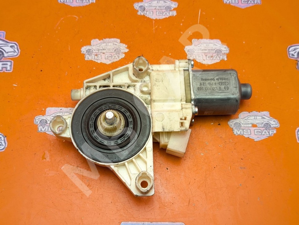 Моторчик стеклоподъемника MERCEDES-BENZ GLK-класс X204 (2008 - 2012) фото 1 &mdash; Разборка Мерседес