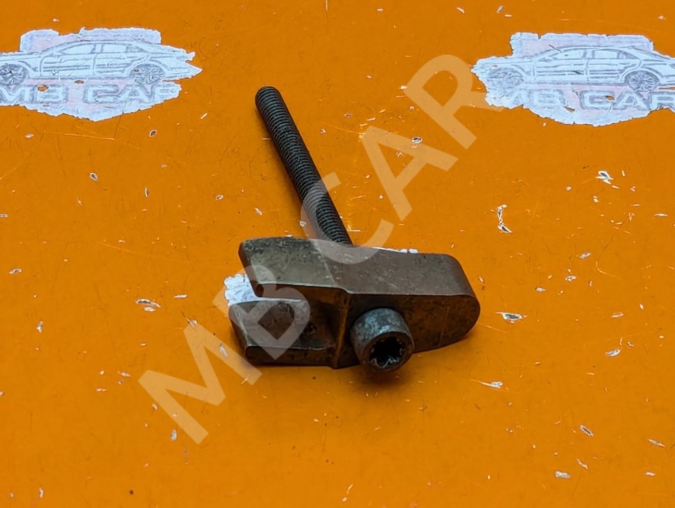 Кронштейн крепления форсунок MERCEDES-BENZ Sprinter W901-905 (1995 - 2006) фото 1 &mdash; Разборка Мерседес