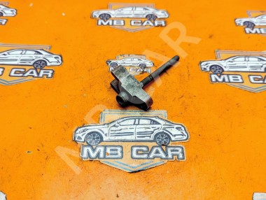 Кронштейн крепления форсунок MERCEDES-BENZ E-класс W210/S210 рестайлинг (1999 - 2003) &mdash; Разборка Мерседес