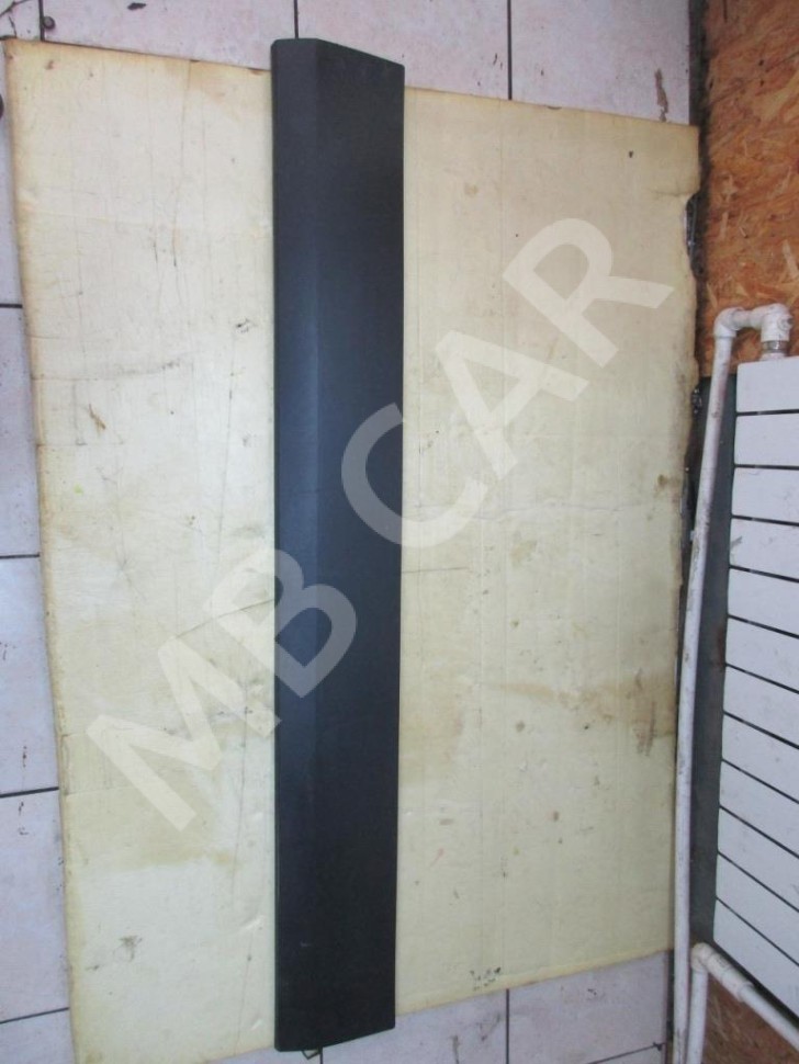 Молдинг двери MERCEDES-BENZ Sprinter W906 (2006 - 2019) фото 1 &mdash; Разборка Мерседес