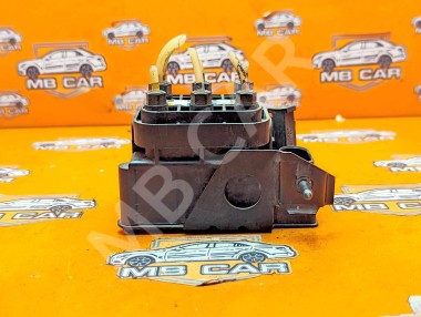 Блок клапанов пневмоподвески MERCEDES-BENZ R-класс W251 (2005 - 2007) &mdash; Разборка Мерседес