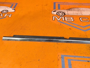 Молдинг стекла двери MERCEDES-BENZ C-класс W204/S204/С204 рестайлинг (2011 - 2015) C 180 1.6 7G-Tronic (156 л.с.) &mdash; Разборка Мерседес