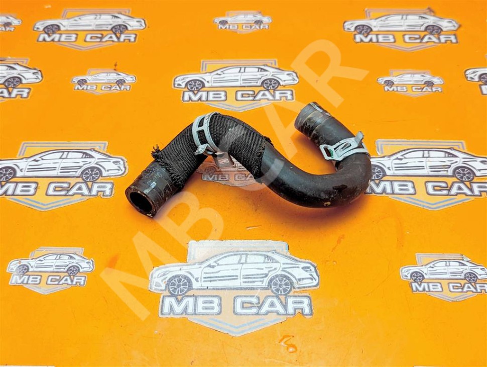 Патрубок ОЖ MERCEDES-BENZ CLA-класс C118/X118 (2019 - 2023) фото 1 — Разборка Мерседес