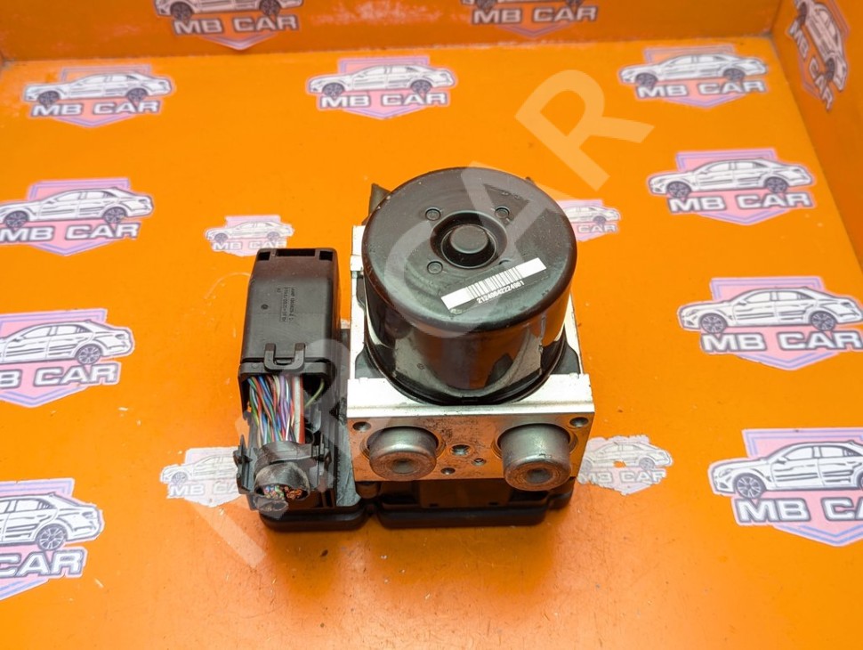 Блок ABS MERCEDES-BENZ C-класс W204/S204 (2006 - 2011) фото 1 &mdash; Разборка Мерседес