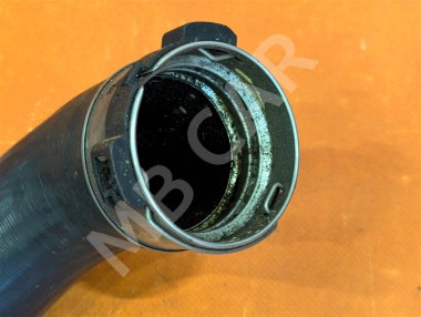 Патрубок интеркулера MERCEDES-BENZ E-класс W212/S212/C207/A207 (2009 - 2013) — Разборка Мерседес