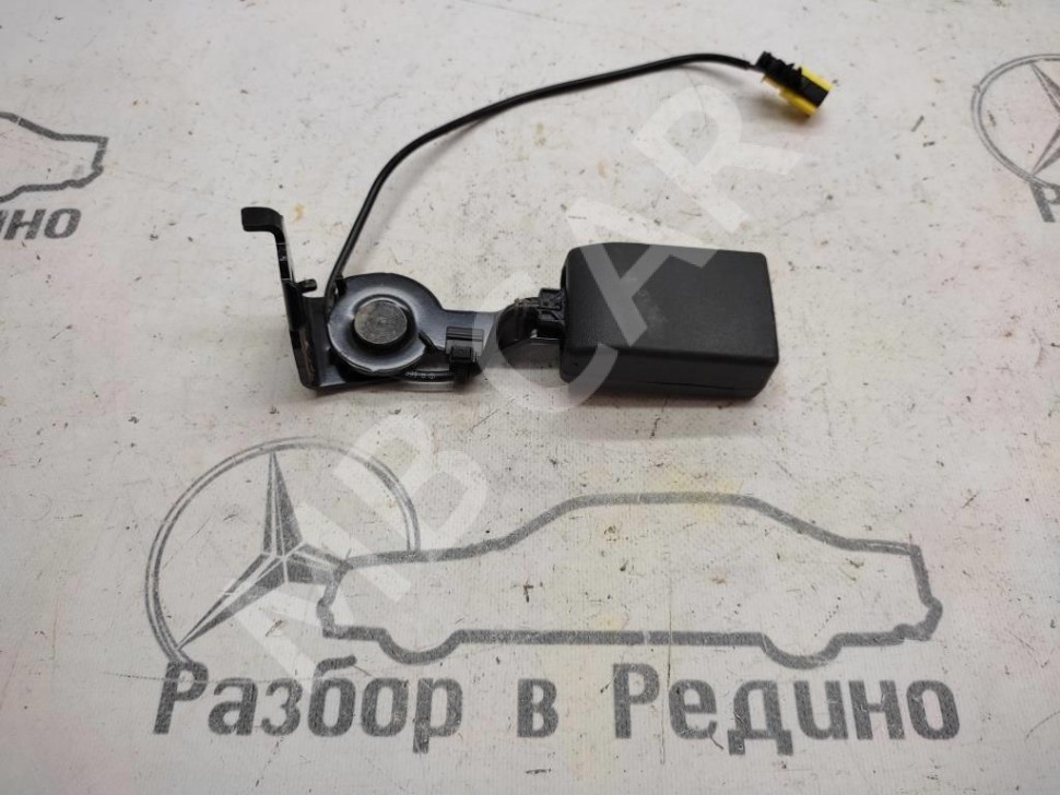 Замок ремня безопасности MERCEDES-BENZ M-класс W166 (2011 - 2015) фото 1 — Разборка Мерседес