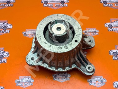 Опора двигателя MERCEDES-BENZ E-класс W213/S213/C238/A238 (2016 - 2021) — Разборка Мерседес