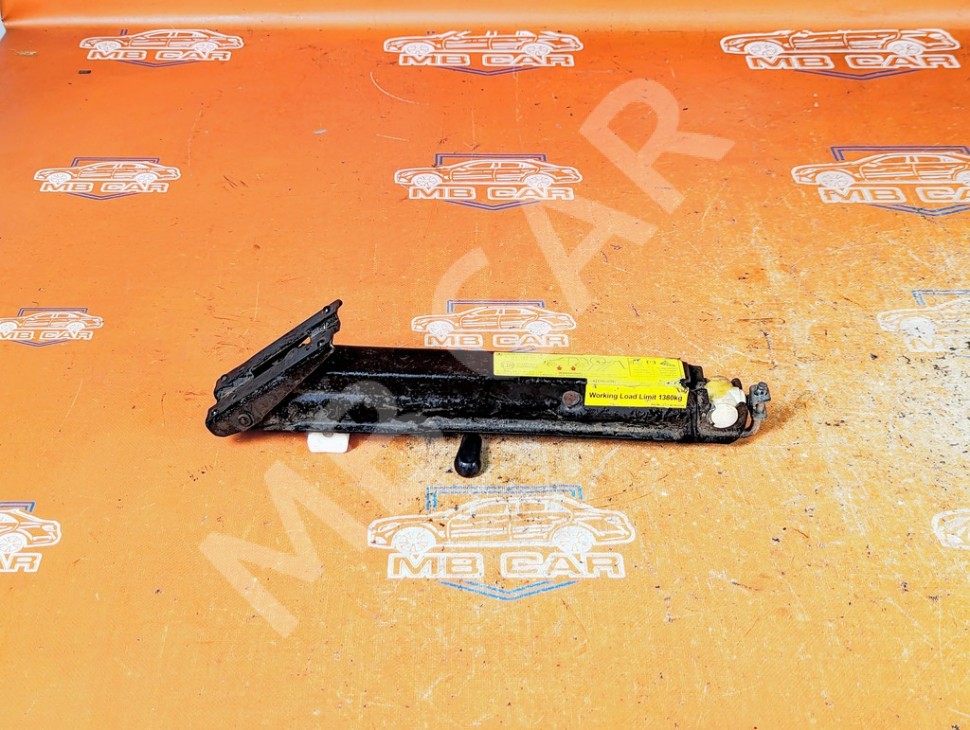 Домкрат MERCEDES-BENZ M-класс W164 (2005 - 2008) фото 1 &mdash; Разборка Мерседес