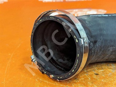 Патрубок интеркулера MERCEDES-BENZ CLA-класс C117/X117 (2013 - 2016) — Разборка Мерседес