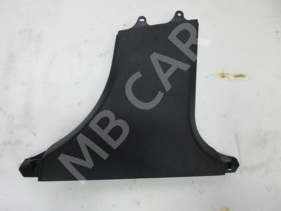 Накладка средней стойки MERCEDES-BENZ C-класс W205/S205/C205/A205 (2014 - 2018) фото 1 — Разборка Мерседес