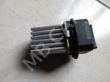 Реле моторчика печки MERCEDES-BENZ C-класс W204/S204 (2006 - 2011) — Разборка Мерседес