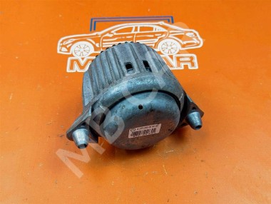 Опора двигателя MERCEDES-BENZ SL-класс R231 рестайлинг (2016 - 2020) — Разборка Мерседес