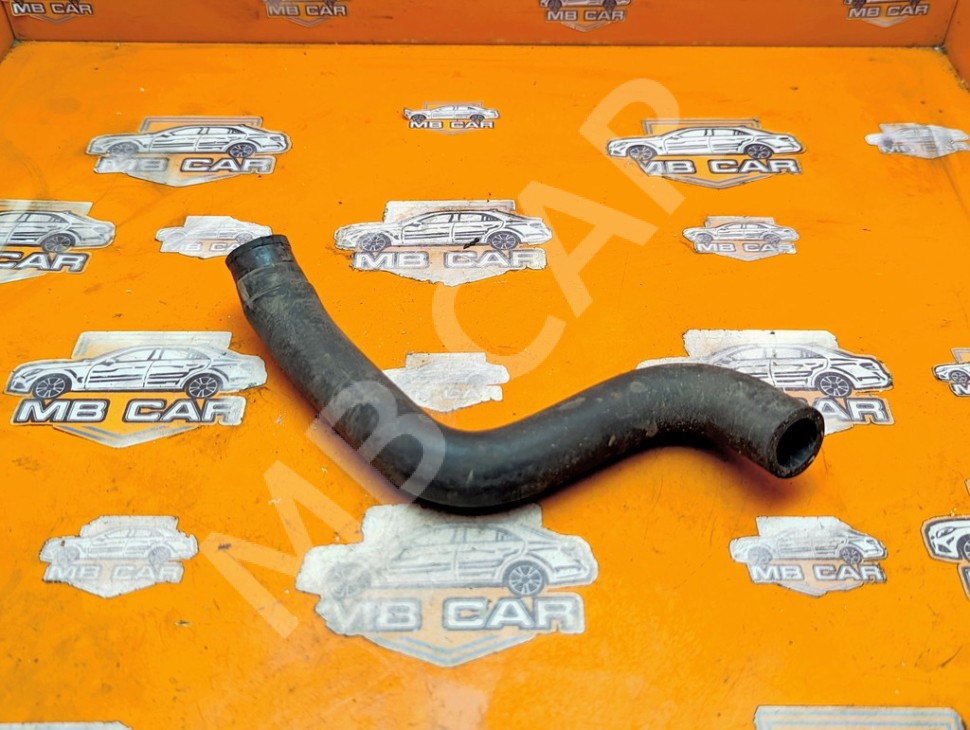 Патрубок ОЖ MERCEDES-BENZ CLK-класс C208/A208 (1997 - 2000) фото 1 &mdash; Разборка Мерседес