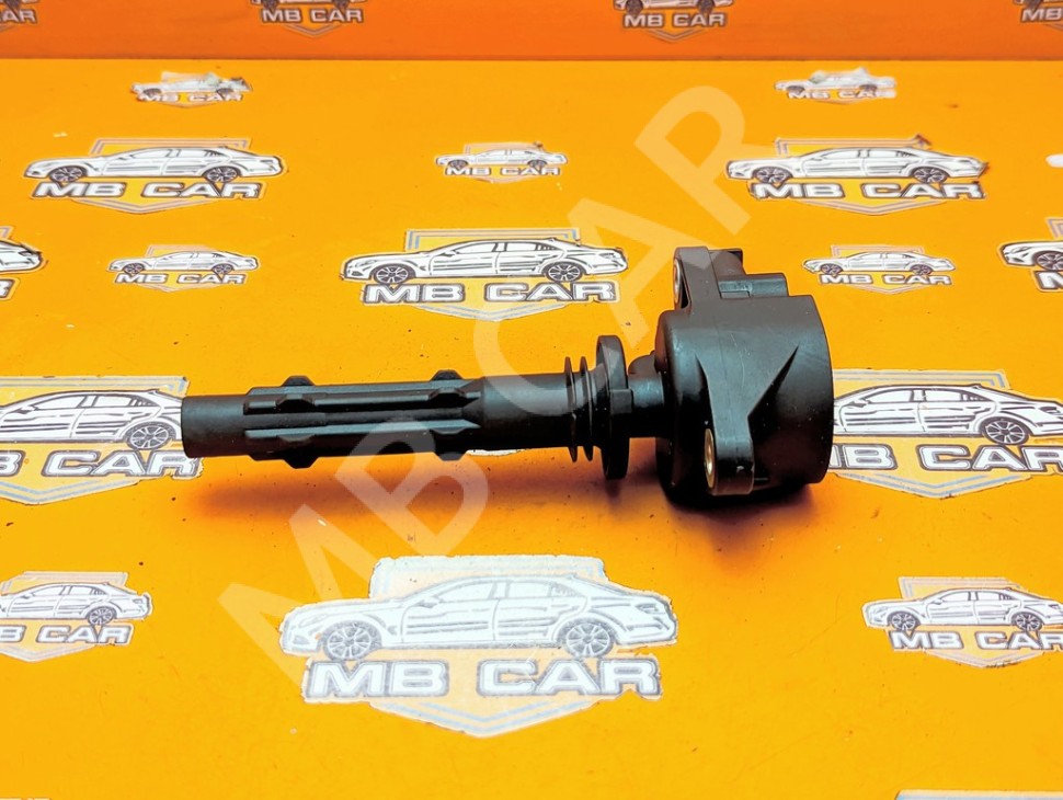 Катушка зажигания MERCEDES-BENZ C-класс W204/S204 (2006 - 2011) фото 1 — Разборка Мерседес