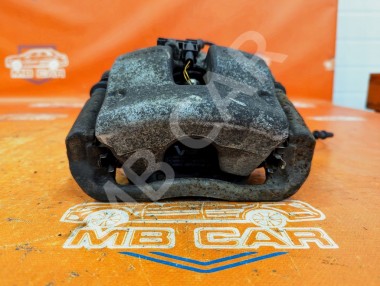 Суппорт передний правый MERCEDES-BENZ C-класс W204/S204 (2006 - 2011) — Разборка Мерседес