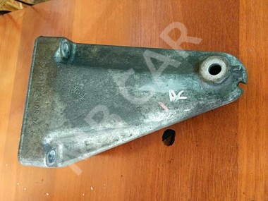 Лапа правая MERCEDES-BENZ E-класс W211/S211 (2002 - 2006) — Разборка Мерседес