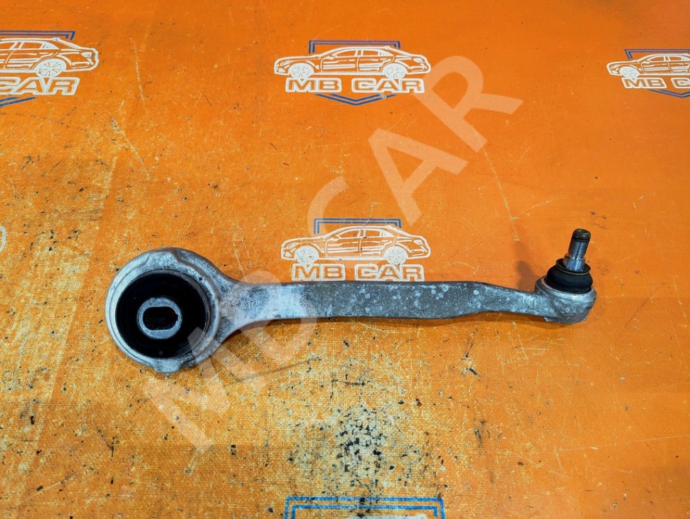 Рычаг передний нижний правый MERCEDES-BENZ C-класс W204/S204 (2006 - 2011) фото 1 — Разборка Мерседес