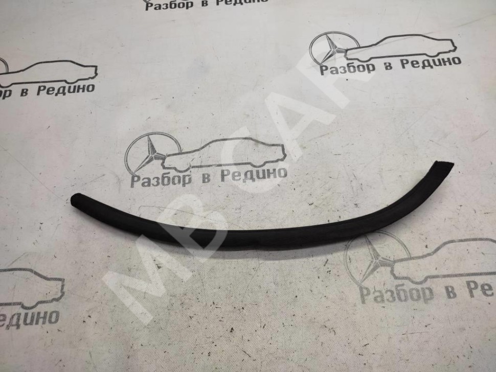 Уплотнитель дверного проема ( на кузове ) MERCEDES-BENZ CLK-класс C208/A208 рестайлинг (1999 - 2003) фото 1 — Разборка Мерседес