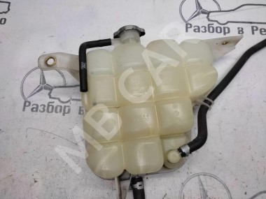 Бачок расширительный MERCEDES-BENZ X-класс I (2017 - 2020) — Разборка Мерседес