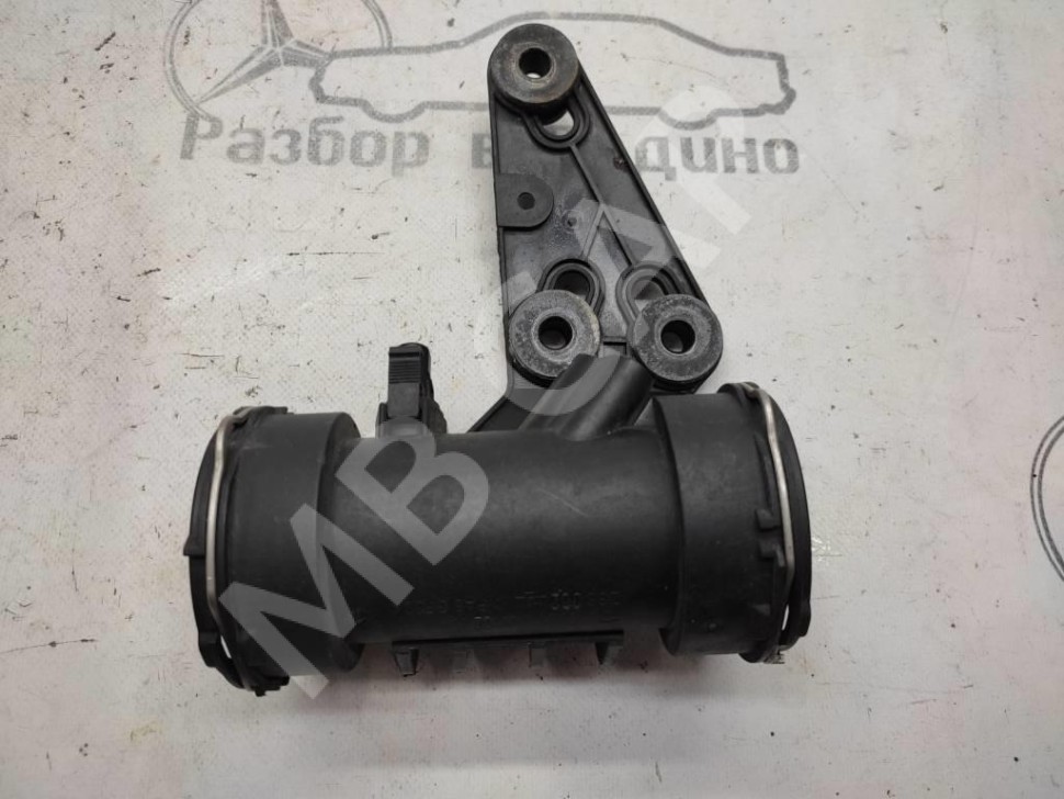 Патрубок интеркулера MERCEDES-BENZ CLK-класс C209/A209 (2002 - 2005) фото 1 &mdash; Разборка Мерседес