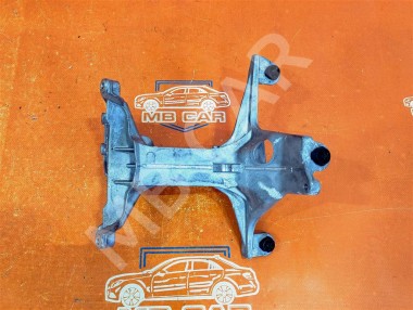 Кронштейн интеркуллера MERCEDES-BENZ GLC-класс X253 (2015 - 2019) — Разборка Мерседес