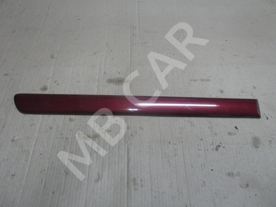 Молдинг двери MERCEDES-BENZ M-класс W163 (1997 - 2001) фото 1 — Разборка Мерседес