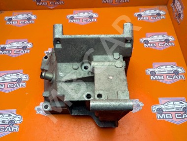 Кронштейн компрессора кондиционера MERCEDES-BENZ S-класс W140 (1991 - 1998) &mdash; Разборка Мерседес