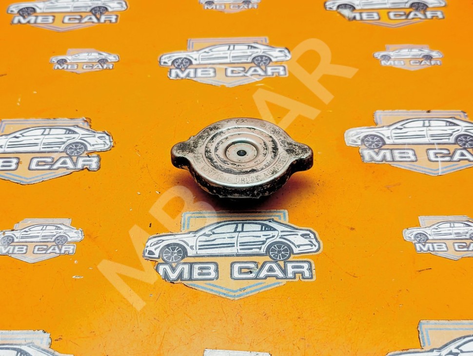 Крышка радиатора MERCEDES-BENZ S-класс W140 (1991 - 1998) фото 1 — Разборка Мерседес