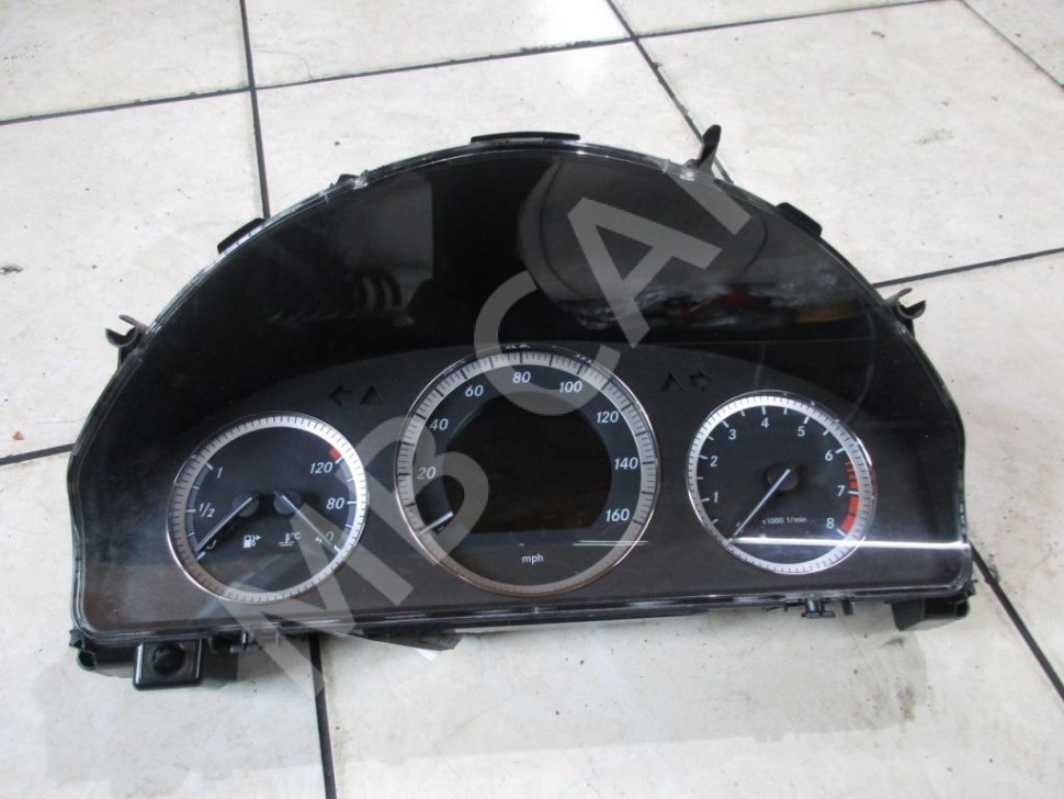Щиток приборов MERCEDES-BENZ C-класс W204/S204 (2006 - 2011) фото 1 &mdash; Разборка Мерседес