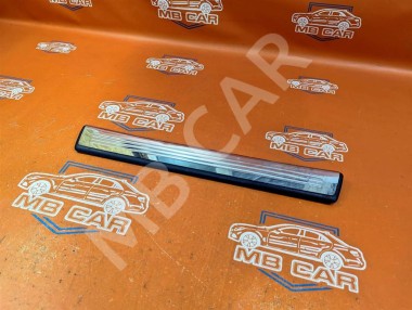 Накладка порога внутренняя MERCEDES-BENZ SL-класс R231 рестайлинг (2016 - 2020) — Разборка Мерседес