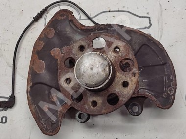 Кулак поворотный передний левый MERCEDES-BENZ C-класс W203/S203/CL203 (2000 - 2004) — Разборка Мерседес