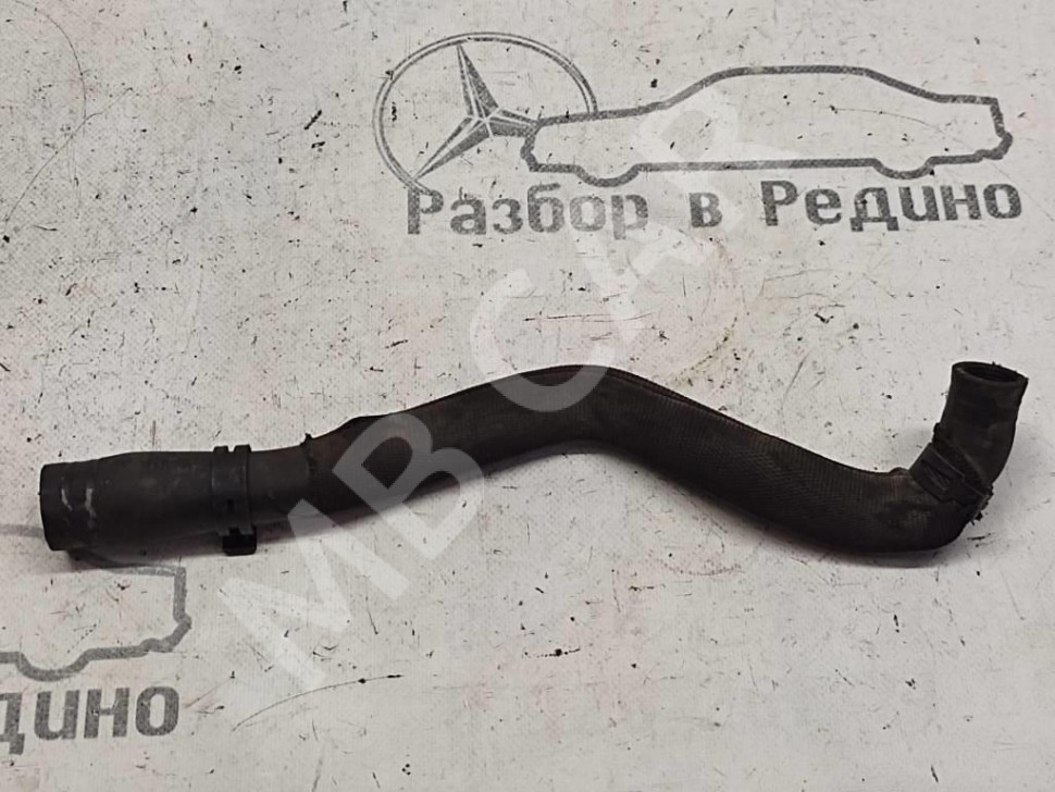 Патрубок ОЖ MERCEDES-BENZ C-класс W203/S203/CL203 рестайлинг (2004 - 2008) фото 1 — Разборка Мерседес
