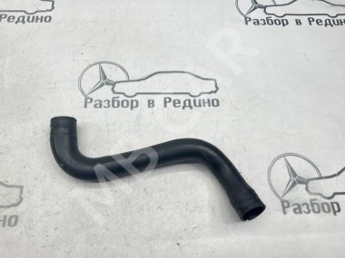 Патрубок радиатора MERCEDES-BENZ A-класс W176 (2012 - 2015) — Разборка Мерседес