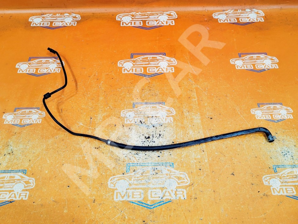 Трубка вентиляции расширительного бака MERCEDES-BENZ R-класс W251 рестайлинг (2007 - 2010) фото 1 — Разборка Мерседес