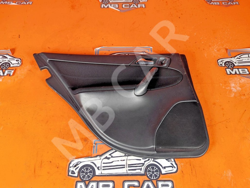 Карта двери задняя левая MERCEDES-BENZ C-класс W203/S203/CL203 рестайлинг (2004 - 2008) фото 1 &mdash; Разборка Мерседес