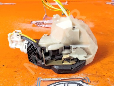 Замок двери задней левой MERCEDES-BENZ S-класс W220 рестайлинг (2002 - 2005) &mdash; Разборка Мерседес