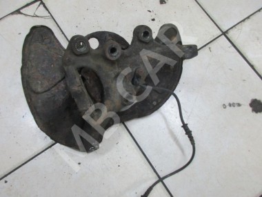 Кулак поворотный передний левый MERCEDES-BENZ C-класс W203/S203/CL203 (2000 - 2004) — Разборка Мерседес