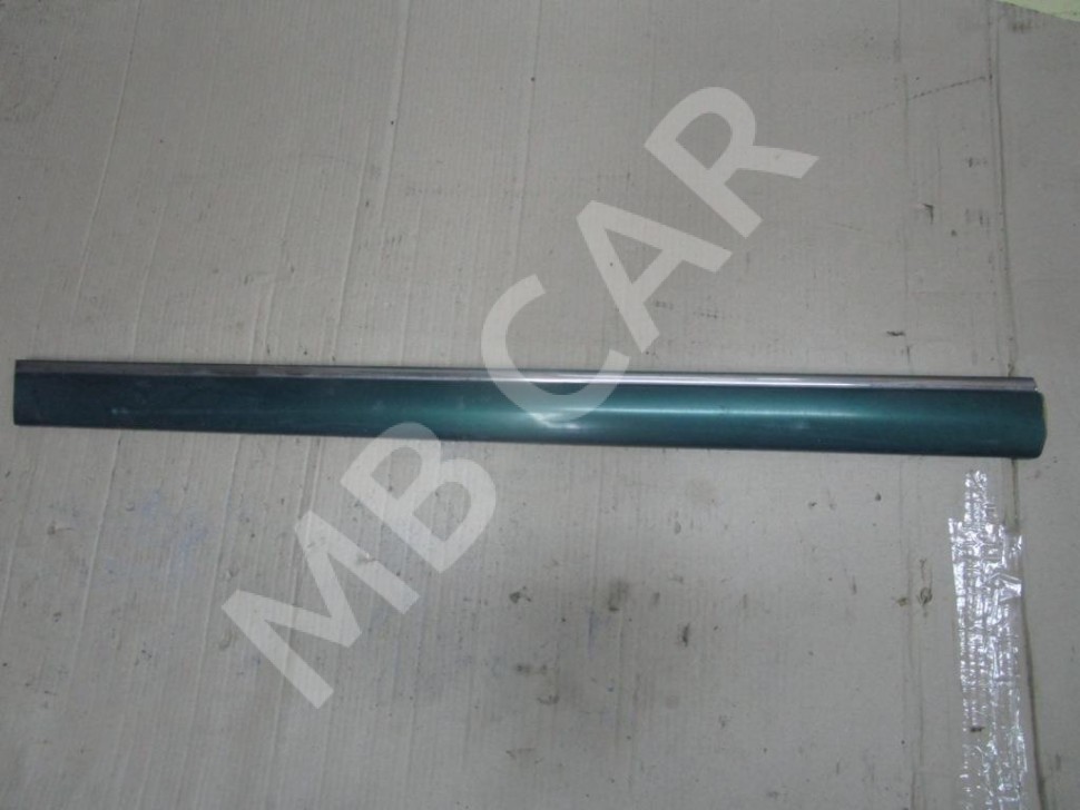 Молдинг двери MERCEDES-BENZ E-класс W210/S210 (1995 - 1999) фото 1 — Разборка Мерседес