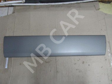 Молдинг двери MERCEDES-BENZ W124 W124/S124/C124/A124 (1984 - 1993) — Разборка Мерседес