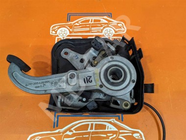 Педаль ручника MERCEDES-BENZ E-класс W211/S211 (2002 - 2006) — Разборка Мерседес