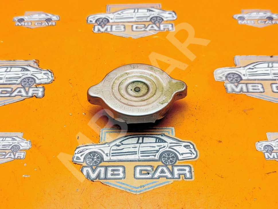 Крышка радиатора MERCEDES-BENZ S-класс W140 (1991 - 1998) фото 1 — Разборка Мерседес